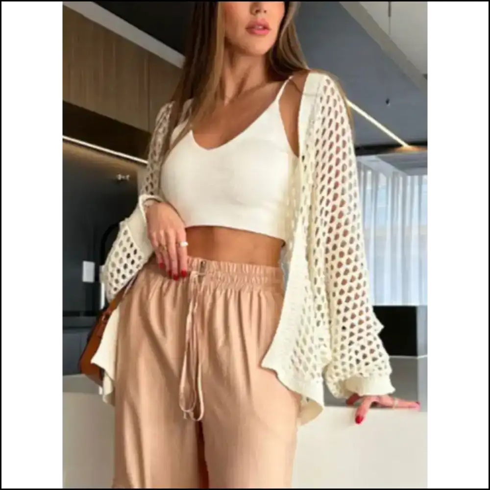 Chic Hollow Cover-up: your Fashion Bff for any Drama 💁♀️ - Cream / s - Cover-ups