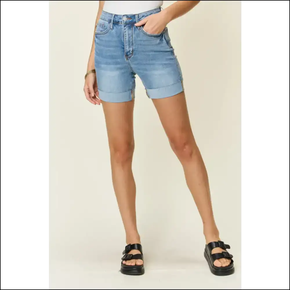 Judy Blue High Waist Tummy Control Denim Shorts Medium / 3xl