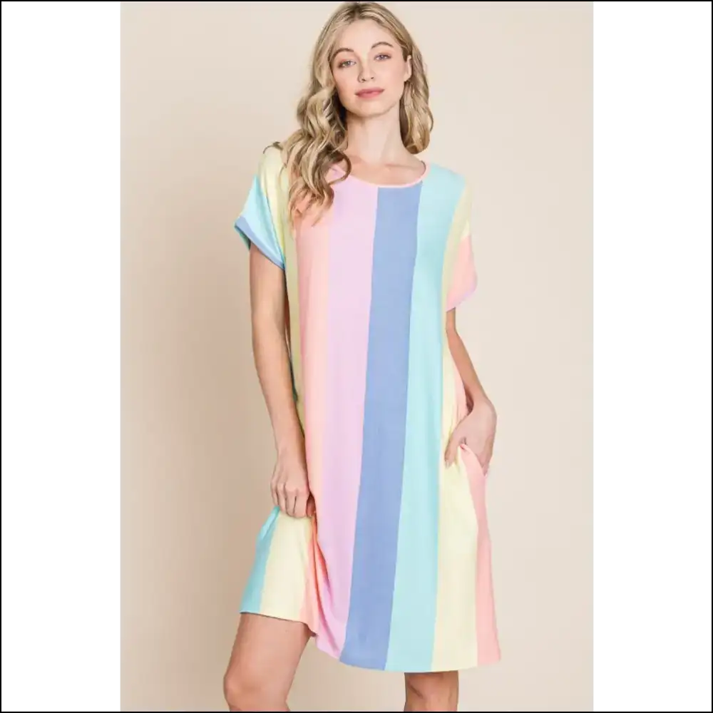 Chic Striped Short Sleeve Dress with Pockets - Dresses