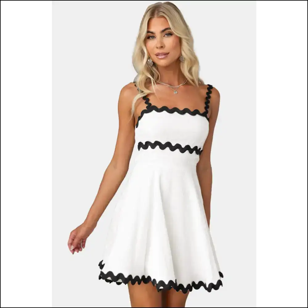 Chic Contrast Trim Square Neck Mini Dress - White / m - Dresses