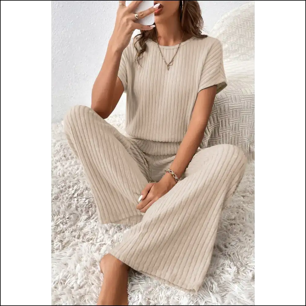 Rose Red Ribbed Jumpsuit: Dangerously Diva Licious 🔥 Jumpsuits