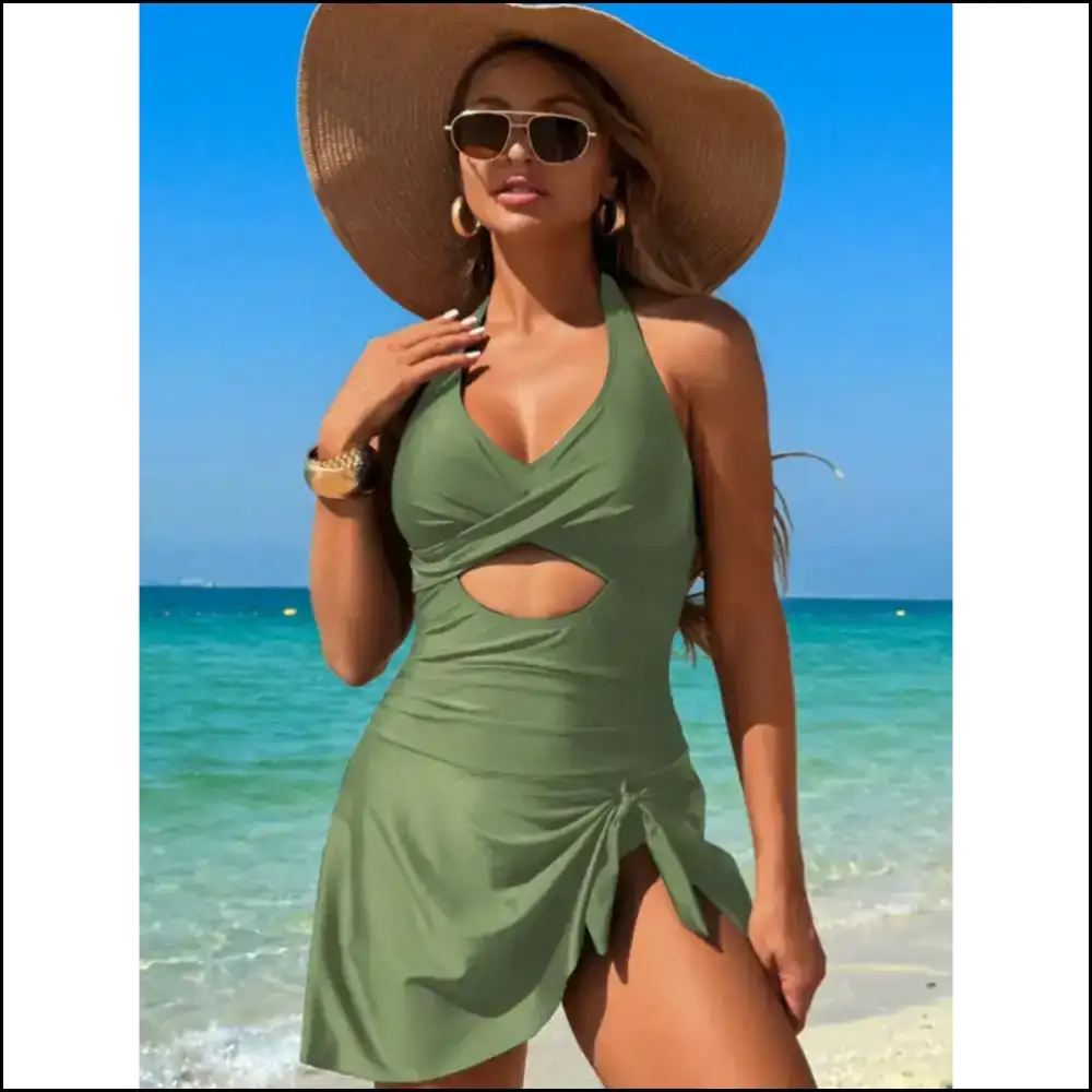 Make Waves in our Chic Cutout Halter: Confidence Never Looked so Good! πβ¨ - Jungle Green / l - One-piece
