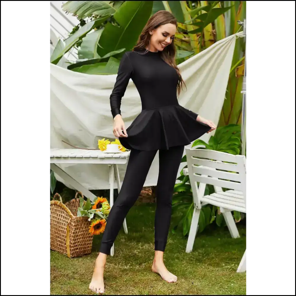 Surfโs Up in Style: Mock Neck Long Sleeve One-piece for Baywatch Dreams ๐๐ฉฑ - Black / m - One-piece