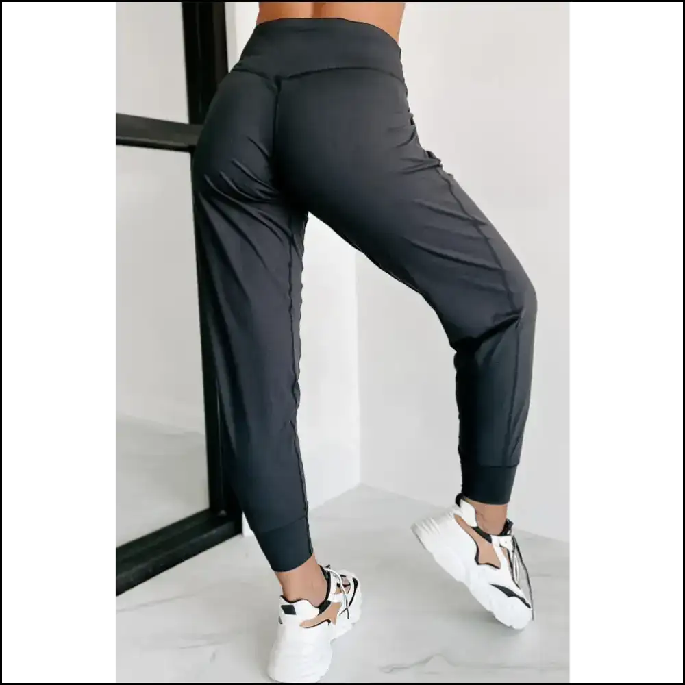 Black Exposed Seam Joggers: Runway Ready (even for Coffee Runs) ☕ Needful Things Pants