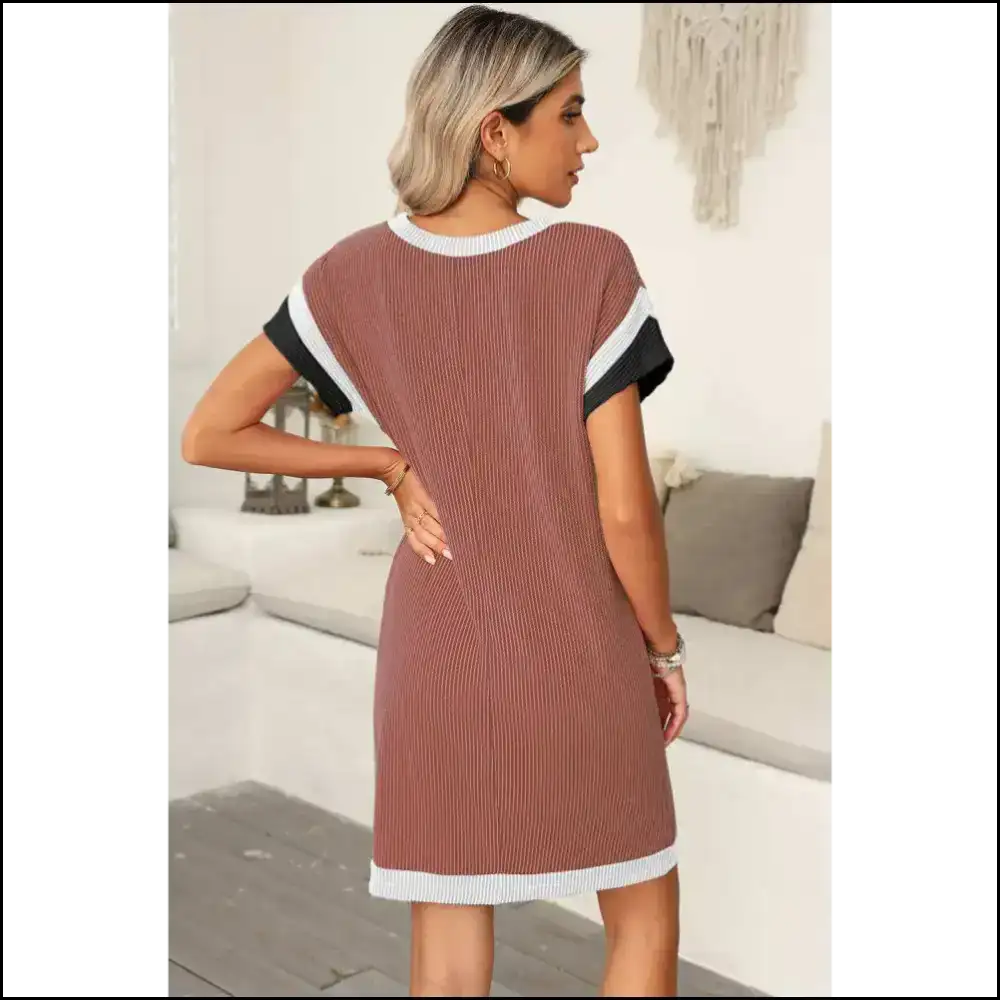 Moonlight Jade Colorblock: Needful Things Slay Dress ๐
Short Dresses