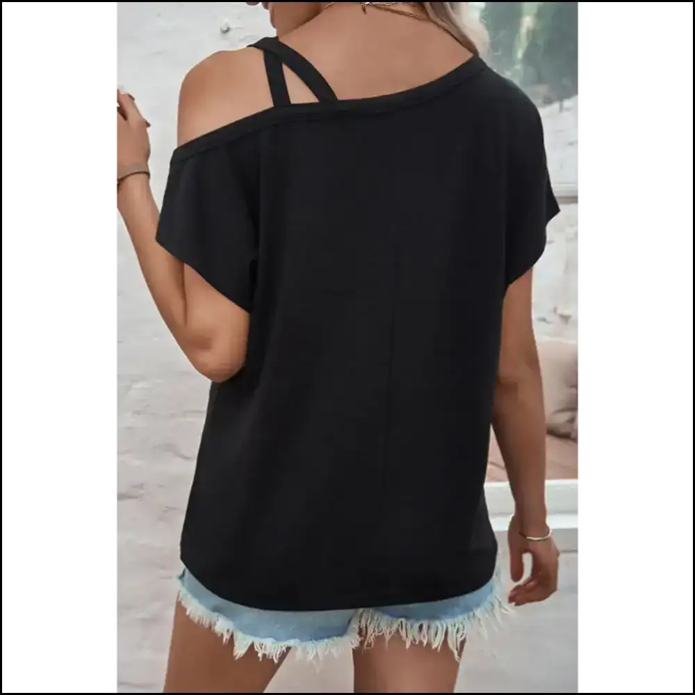 Needful Things: Black Asymmetric Criss Cross Cold Shoulder Tee - so Hot 🔥 - t Shirts