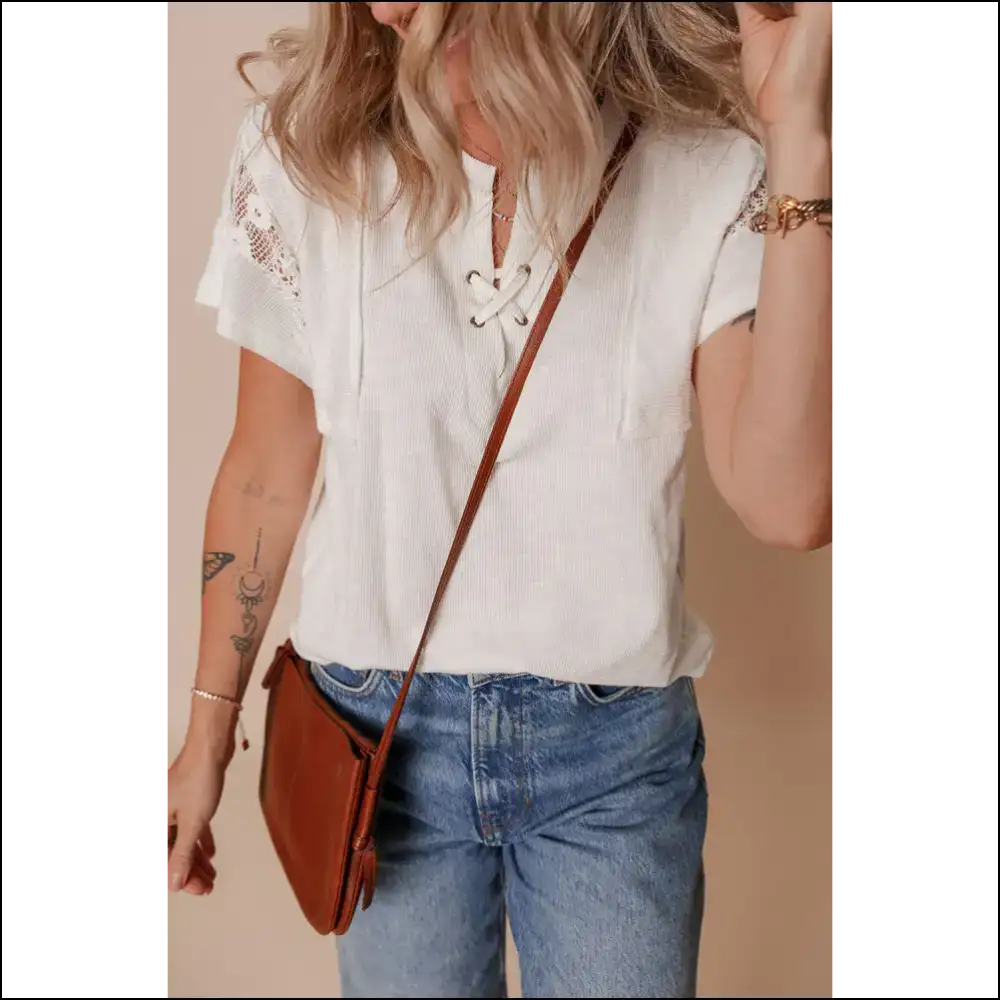 Chic White Ribbed Lace Top with Knot Detail - t Shirts