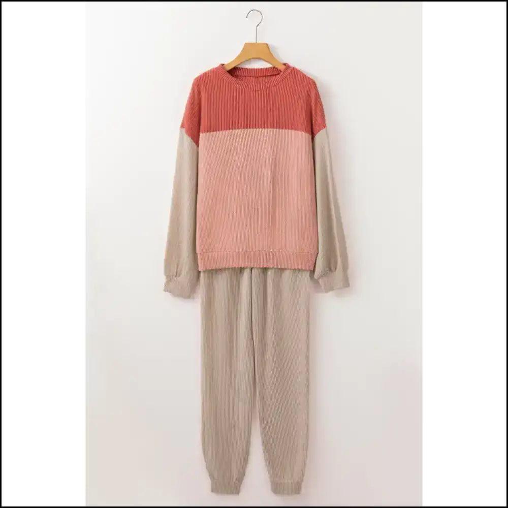 Red Colorblock Pants Set: so Slouchy Stylish! 🔥 Needful Things - Two Piece Sets