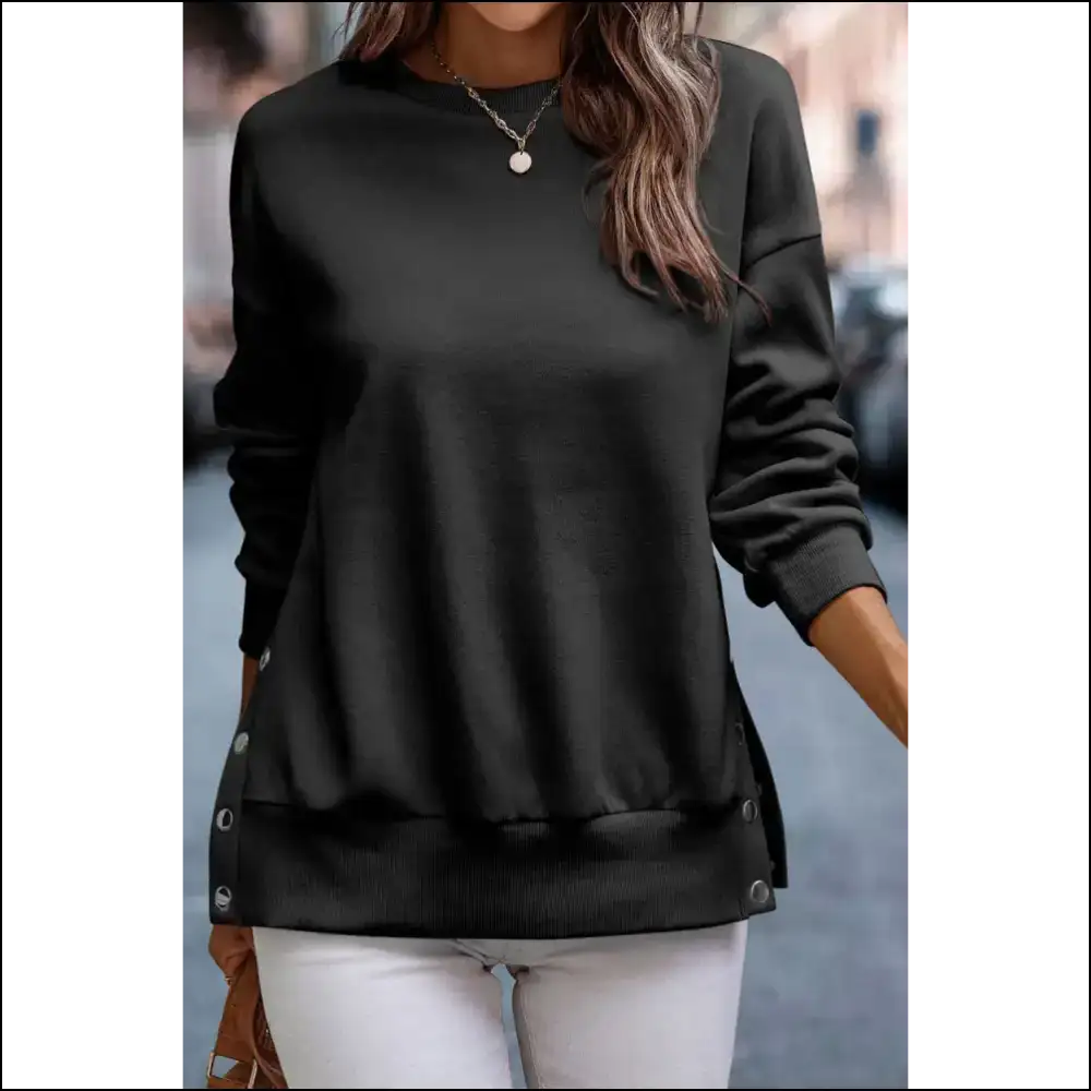 Chic Black Snap Sweatshirt: Finally Fashionably Functional! 🖤 Needful Things Approved - Sweatshirts & Hoodies on Sale Worldwide Shipping