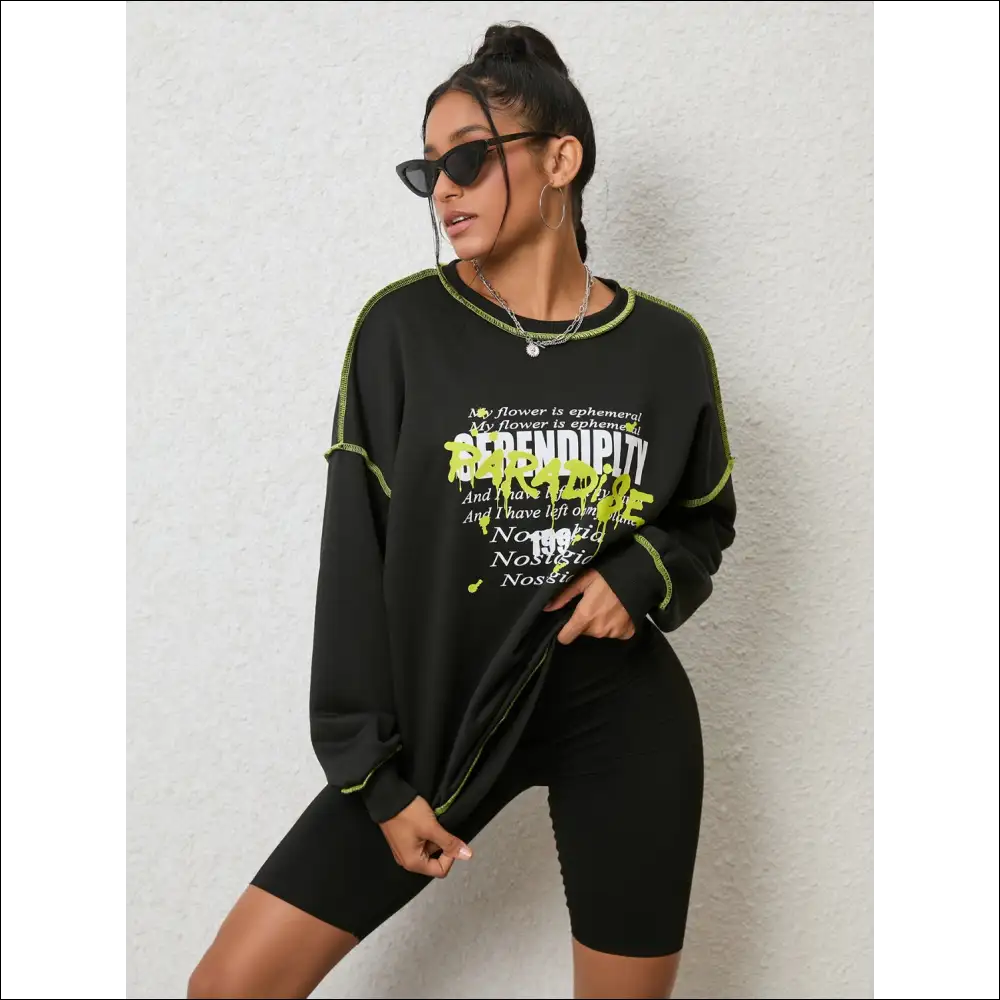 Chic Graphic Round Neck Sweatshirt - Sweatshirts & Hoodies on Sale Worldwide Shipping