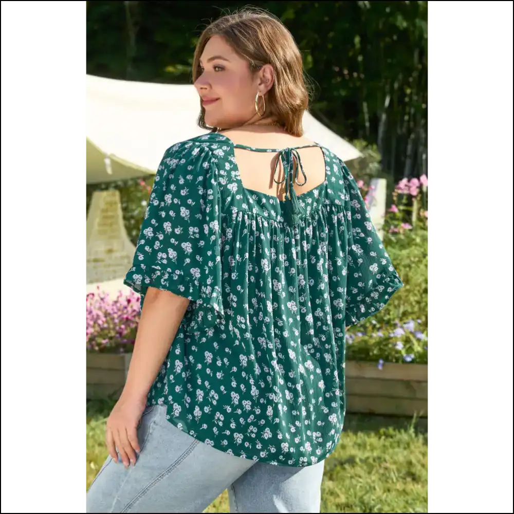 Chic Green Floral: i Woke Up Like this! 🌺 Needful Things - Plus Size Tops on Sale Worldwide Shipping