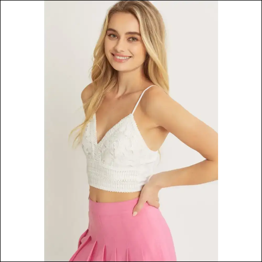 Chic Lace Crop Cami for Elegant Looks - Tank Tops on Sale Worldwide Shipping