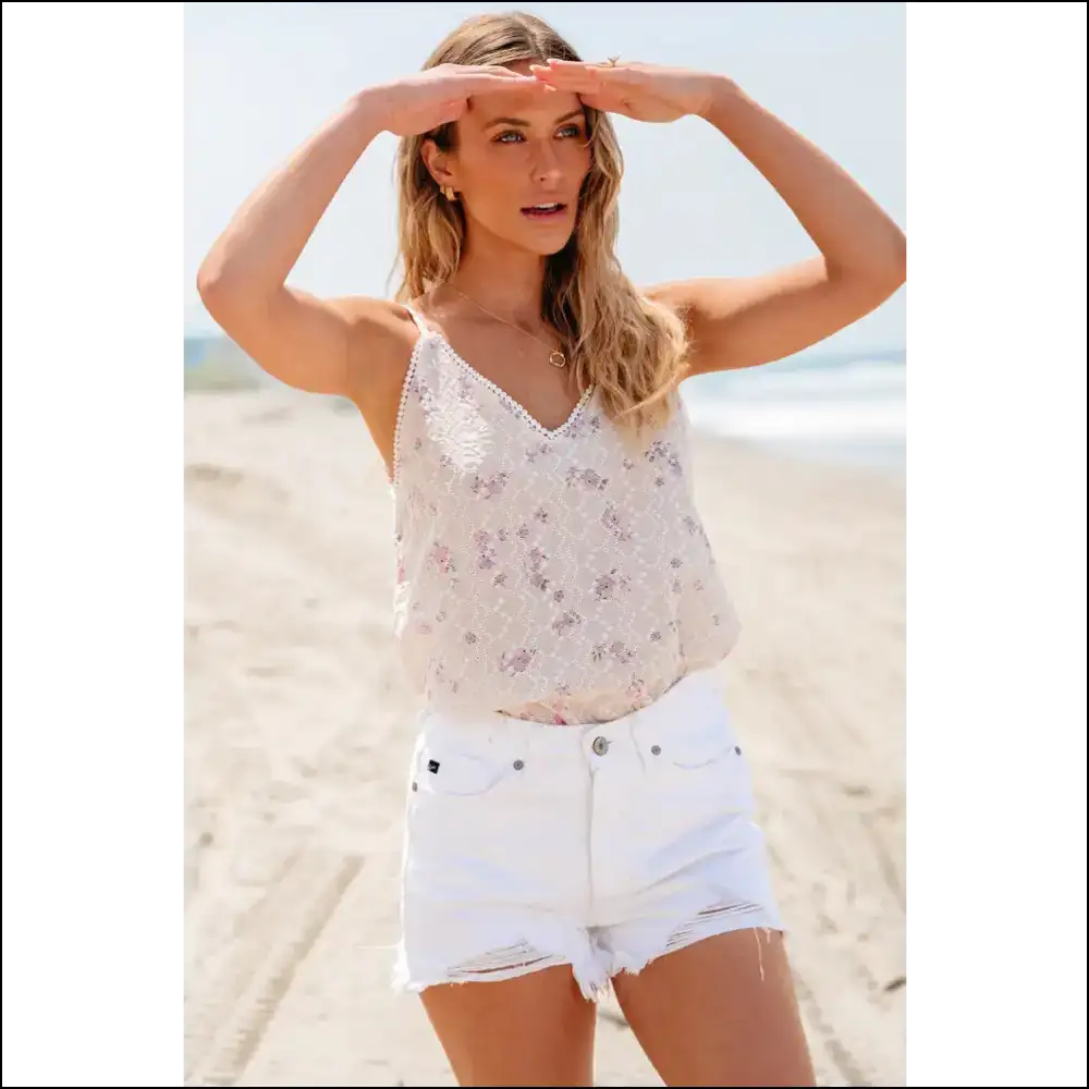 Chic Lace V-neck Cami - Tank Tops on Sale Worldwide Shipping