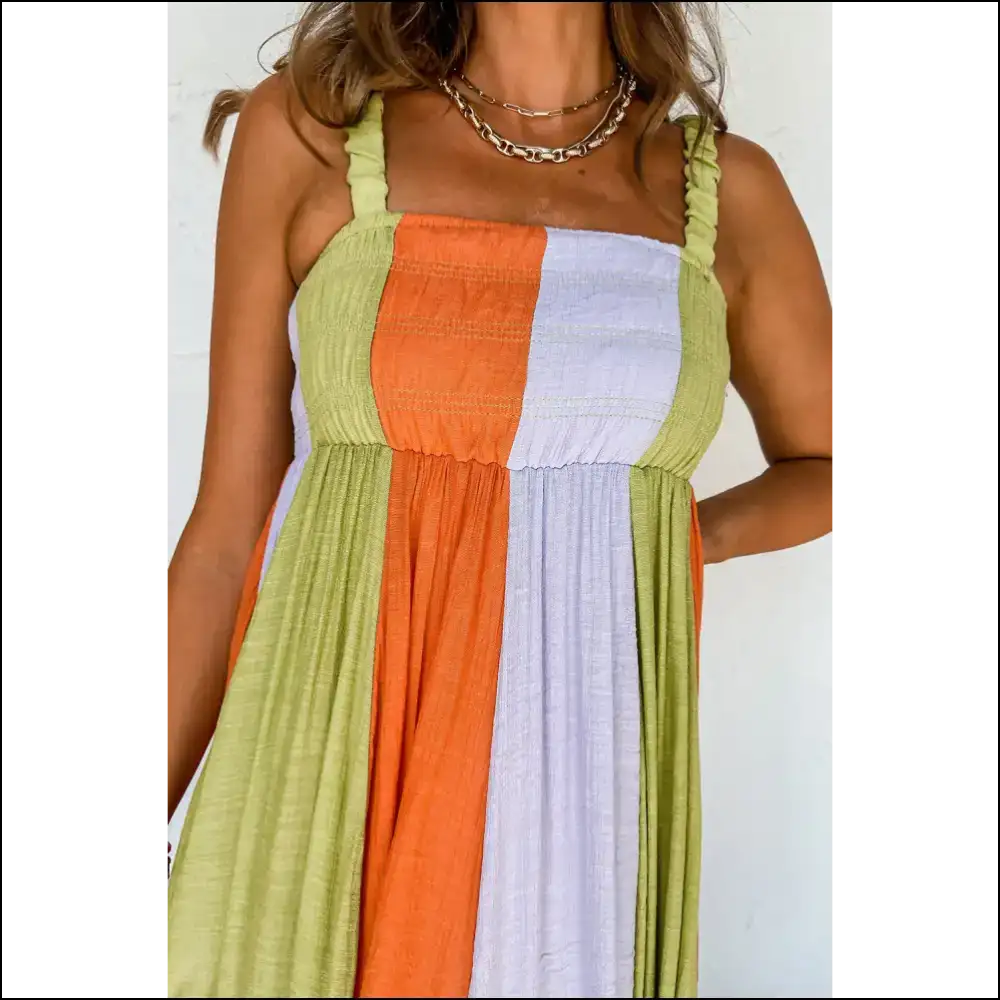 Green Color Block Maxi: Dress so Good It’s Practically Therapy 🧘♀️ - Maxi Dresses on Sale Worldwide Shipping