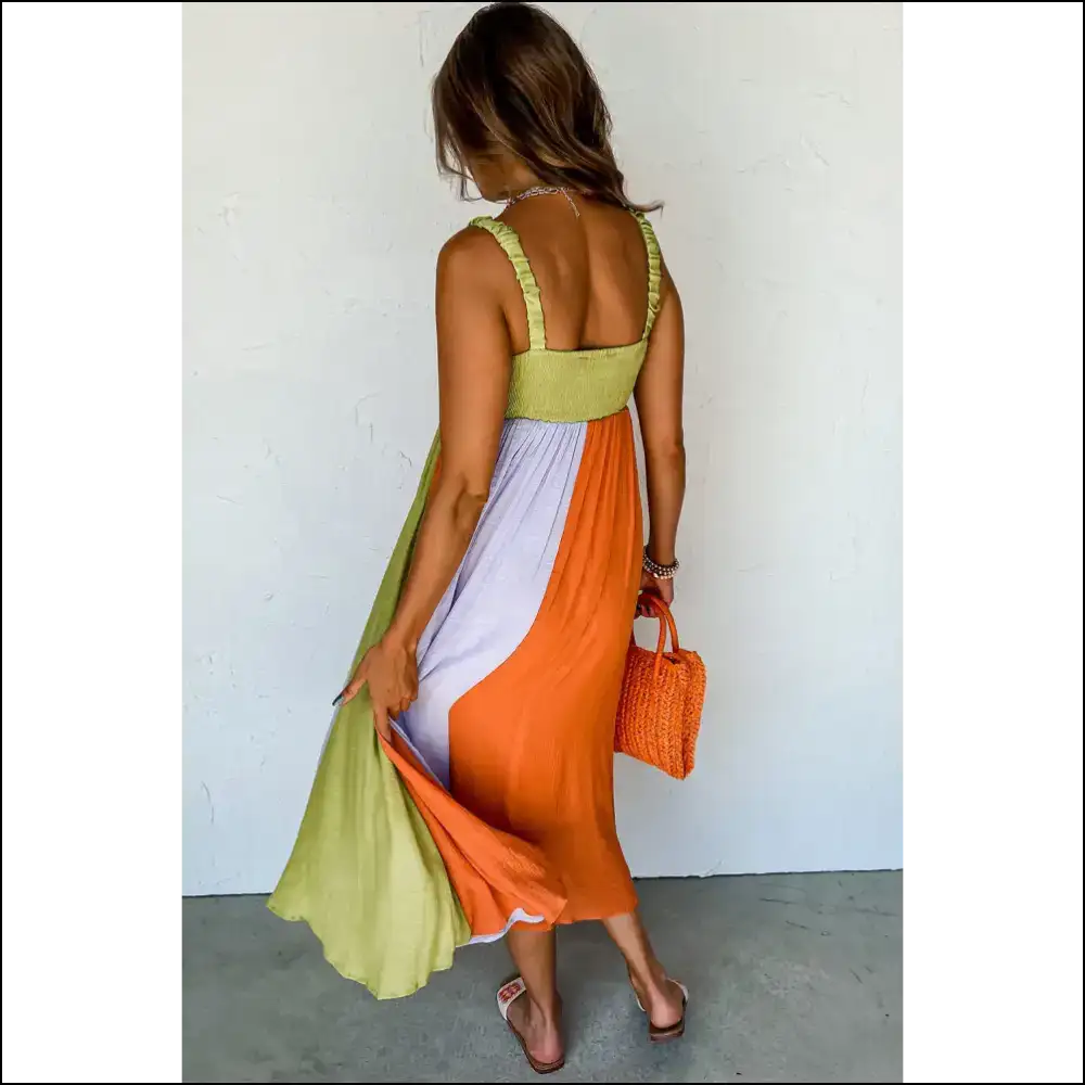 Green Color Block Maxi: Dress so Good It’s Practically Therapy 🧘♀️ - Maxi Dresses on Sale Worldwide Shipping