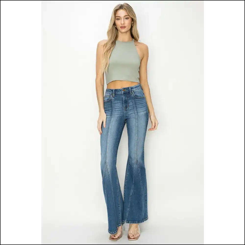 High Rise to Heaven: Risen Flare Jeans for your Vintage Vibes 🎉 - on Sale Worldwide Shipping