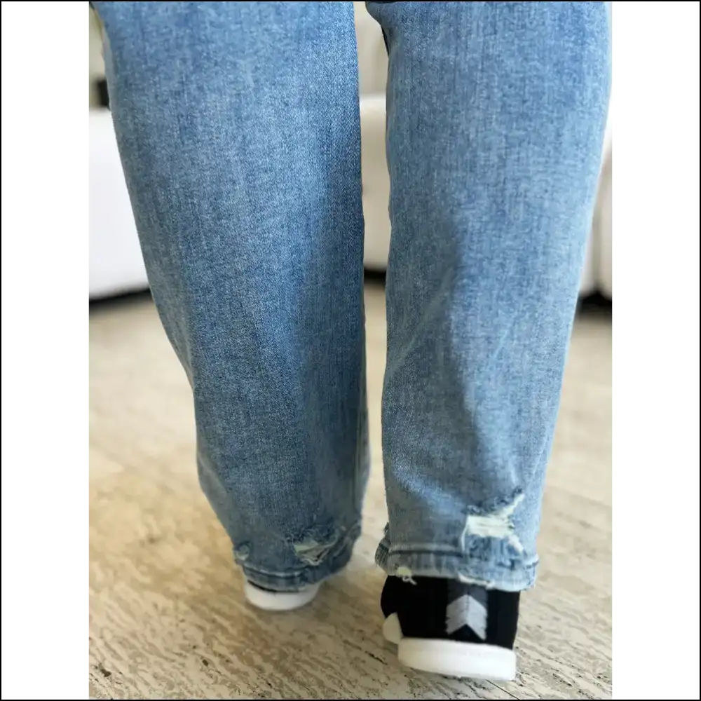 Judy Blue Distressed Straight Jeans: the Only Friend that Always Fits! ππ - Jeans on Sale Worldwide Shipping