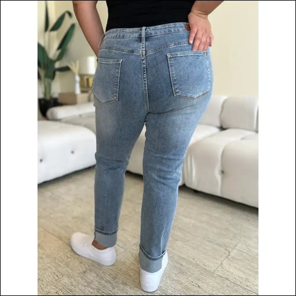 Judy Blue Jeans: High Waist Cuff Hem and a Side of Sass - Jeans on Sale Worldwide Shipping