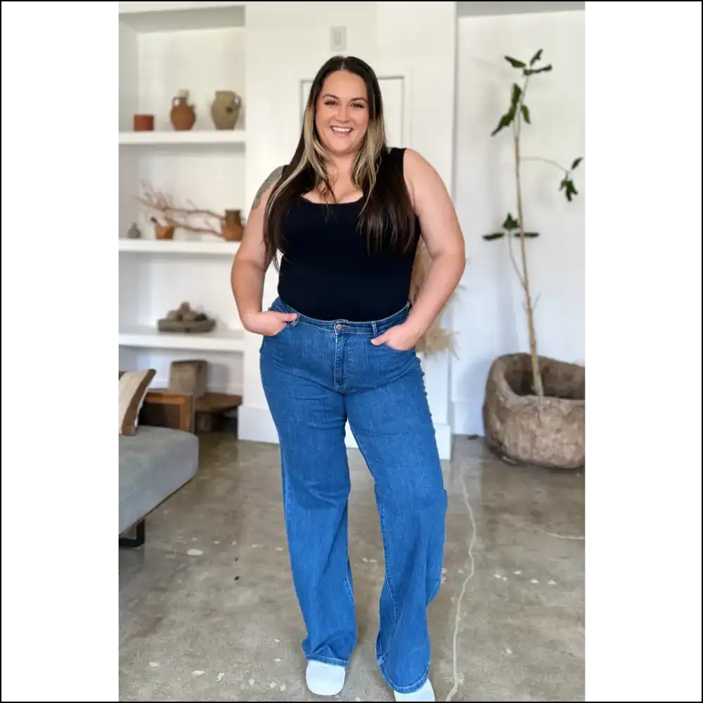 Queen of Comfort: Judy Blue High Rise Jeans Bow Down to Style ππ - on Sale Worldwide Shipping
