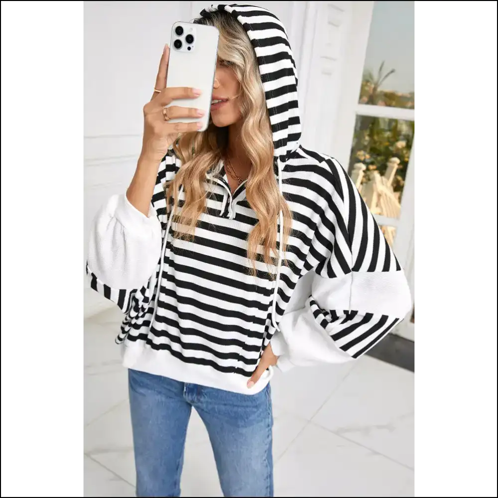 Wfle Patchwork Hoodie your Closet will Thank - Black White / s - Blouses on Sale Worldwide Shipping