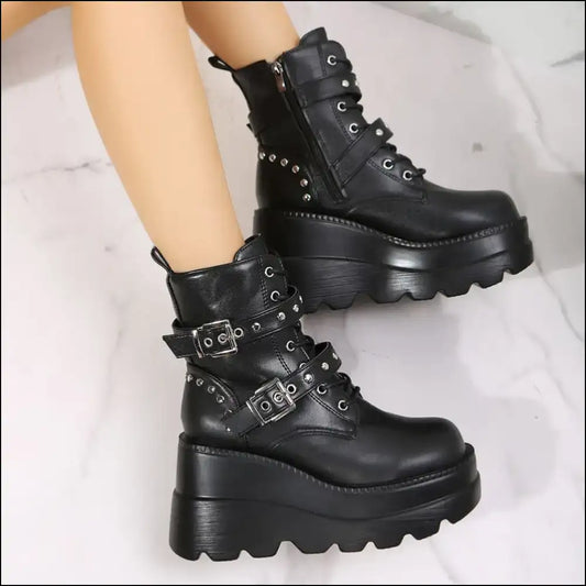 Chic Pu Leather Wedge Boots with Side Zip - Black / 42(us10.5)