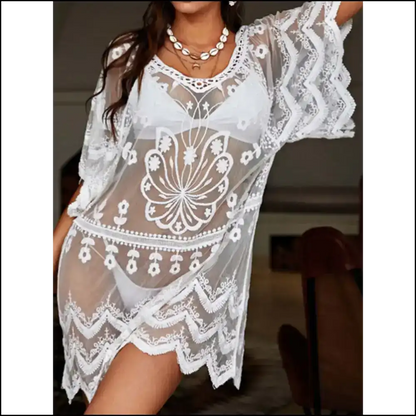 Chic Lace Round Neck Half Sleeve Cover-up - Cover-ups