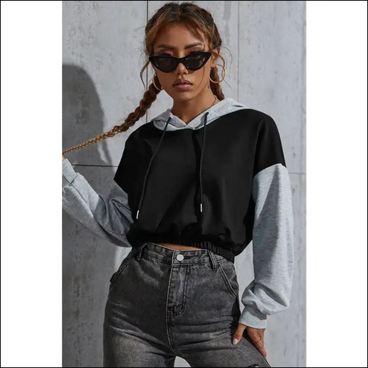 Perfee Contrast Long Sleeve Cropped Hoodie - Black / s - Hoodies