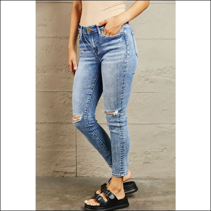 Get Ready to Stun in Needful Things Distressed Skinny Jeans Gorgeous! 😎👖
