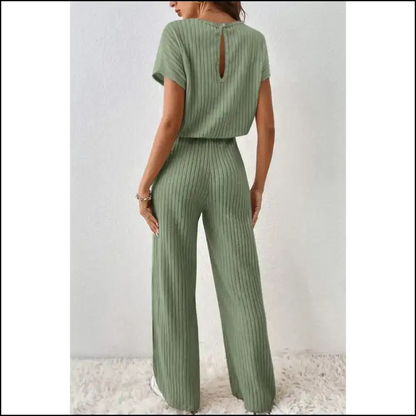 Rose Red Ribbed Jumpsuit: Dangerously Diva Licious 🔥 Jumpsuits
