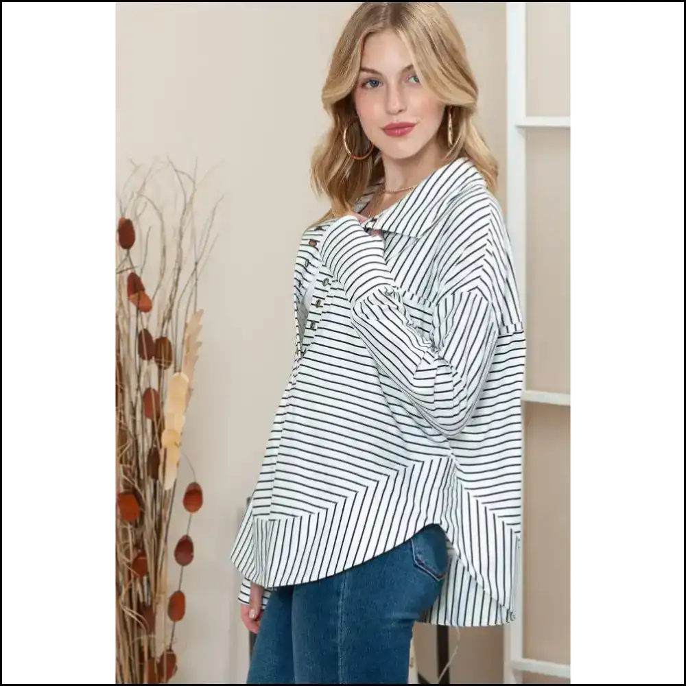 Striped Grommet Collared Top: so Chic it Hurts 🖤💀 Needful Things - Long Sleeve Tops