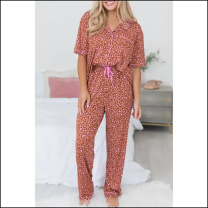 Leopard Pajama Set: Wildly Chic Needful Things. 🐆 - Brown / s - Loungewear Set