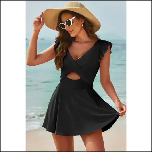 Dare to Bare: Chic Cutout v Neck Swimwear for Fun & Flaunting! 😜👙 one Piece