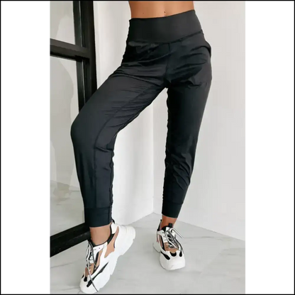 Black Exposed Seam Joggers: Runway Ready (even for Coffee Runs) ☕ Needful Things Pants