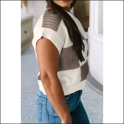 Goddess on a Budget: Light Blue Checkered Color Block 💙 - Short Sleeve Sweater