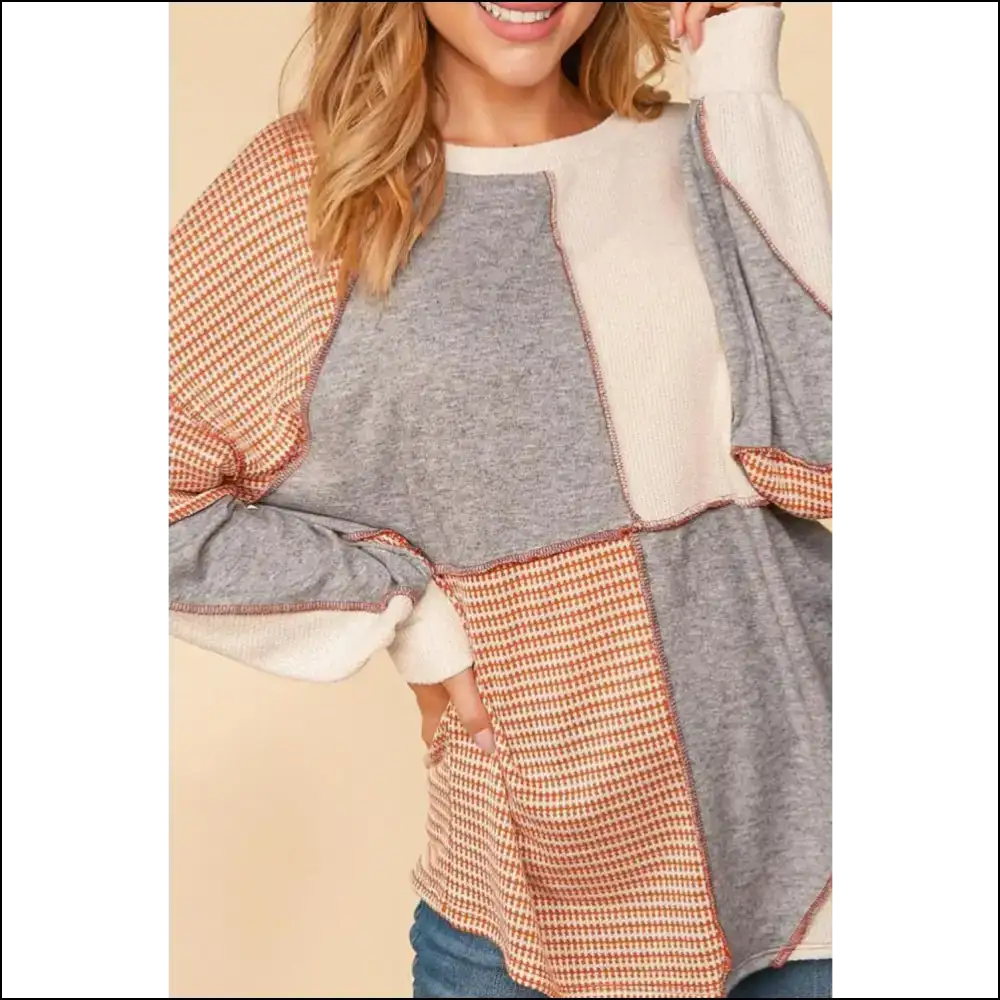 Chic Exposed Seam Color Block Round Neck Top - Sweatshirts & Hoodies