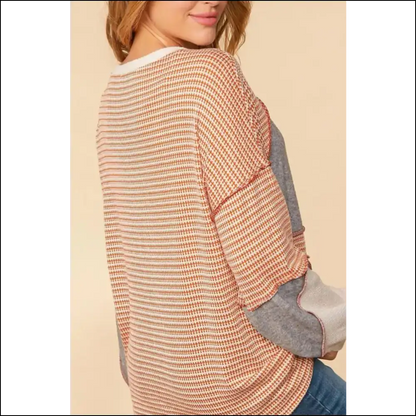 Chic Exposed Seam Color Block Round Neck Top - Sweatshirts & Hoodies
