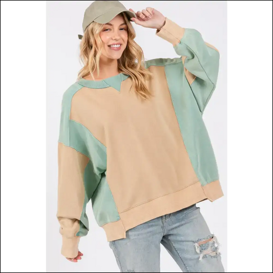 Sage + Fig Color Block Round Neck Sweatshirt - Green / s - Sweatshirts & Hoodies