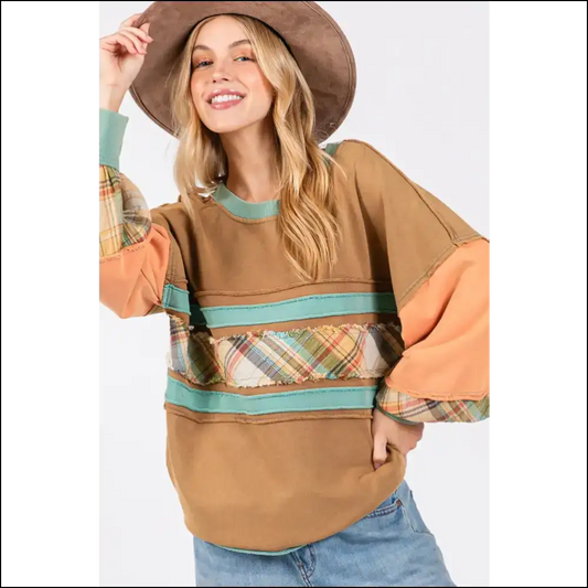 Sage + Fig Color Block Sweatshirt with Plaid Contrast - Chestnut / s - Sweatshirts & Hoodies
