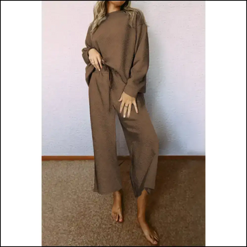 Brown / S