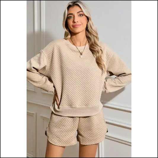 Parchment Diamond Quilted: Netflix & Chill 👑 Needful Things - s - Two Piece Shorts Sets