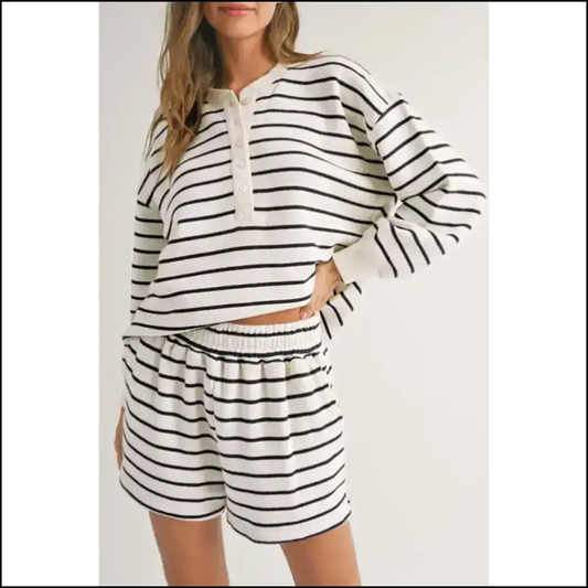 Striped Henley Pullover: Needful Things Gorgeous Set 🖤🤍 - Black White / s - Two Piece Shorts Sets
