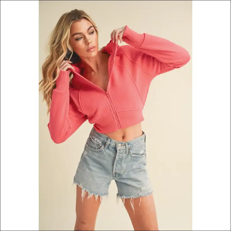 Aemi + co Stylish Zip Up Cropped Hoodie - Strawberry / s - Hoodies Sweatshirts & on Sale Worldwide Shipping