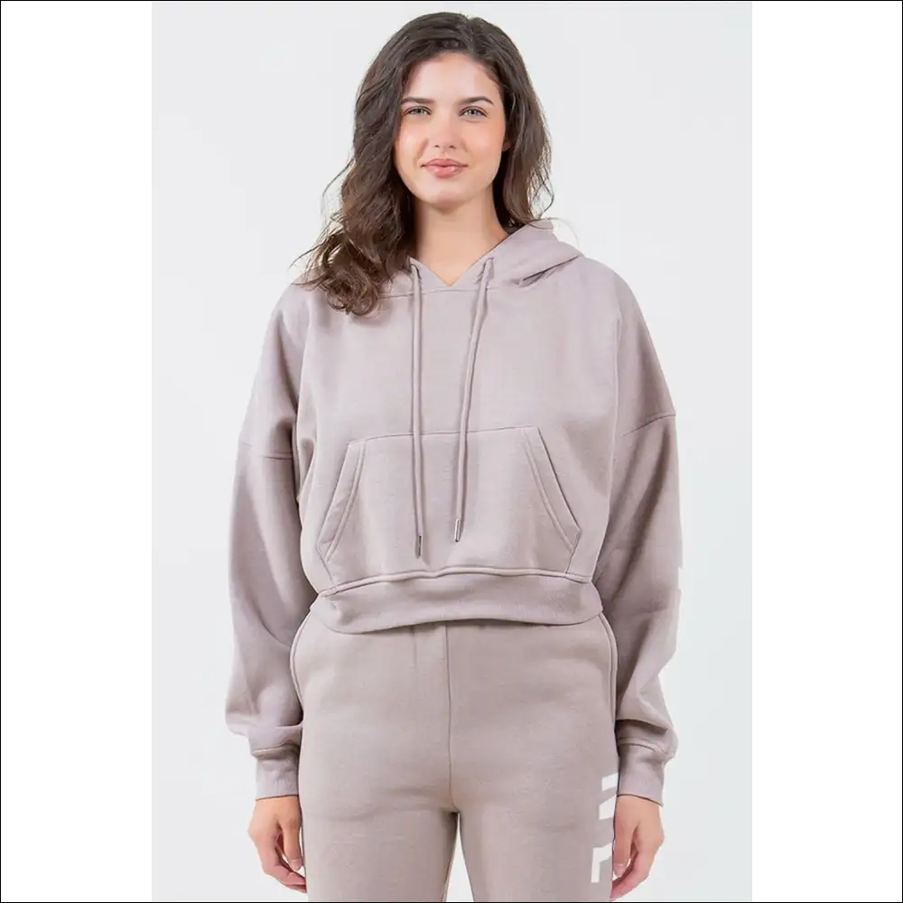 Chic American Bazi Letter Graphic Cropped Hoodie - White / s - Hoodies Sweatshirts & on Sale Worldwide Shipping