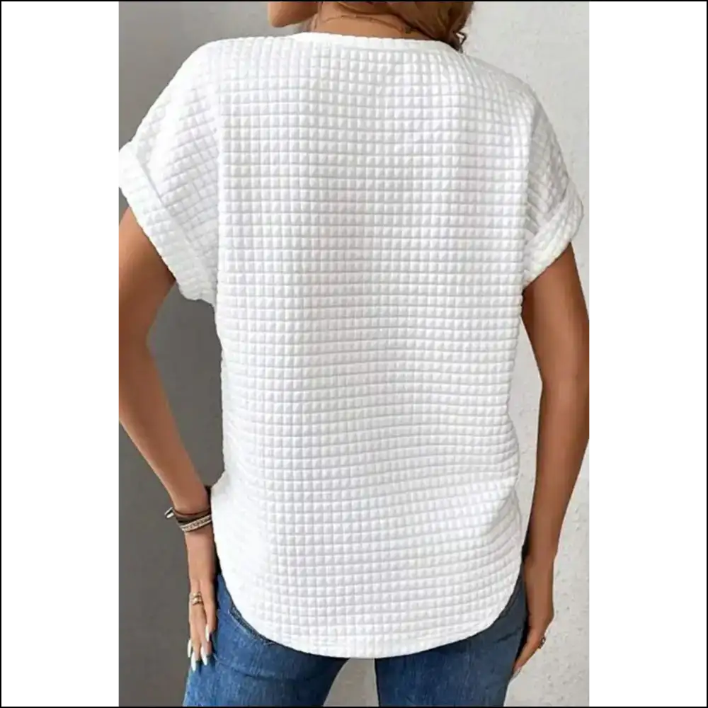 Batwing Bliss: Needful Things Chic White Textured Tee 🦇 so - t Shirts on Sale Worldwide Shipping