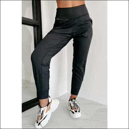 Black Exposed Seam Joggers: Runway Ready (even for Coffee Runs) ☕ Needful Things - Pants on Sale Worldwide Shipping