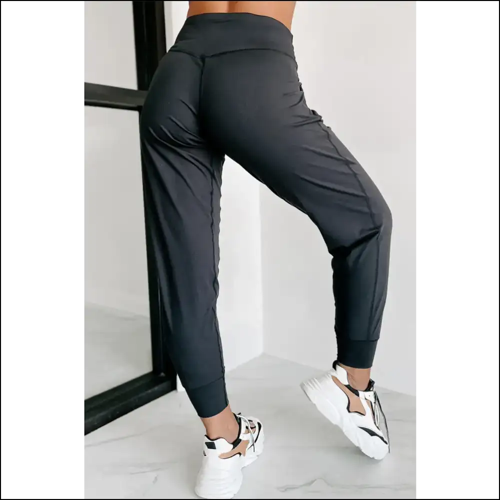 Black Exposed Seam Joggers: Runway Ready (even for Coffee Runs) ☕ Needful Things - Pants on Sale Worldwide Shipping