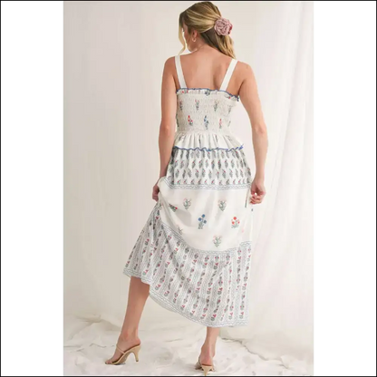 Boho Chic White Floral: Finally a Dress that Hides the Wine Stains! 🍷needful Things - Maxi Dresses on Sale Worldwide Shipping