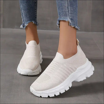 White / 35(US4)