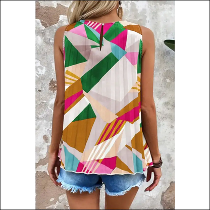 Chic Color Block Round Neck Tank - Tops on Sale Worldwide Shipping