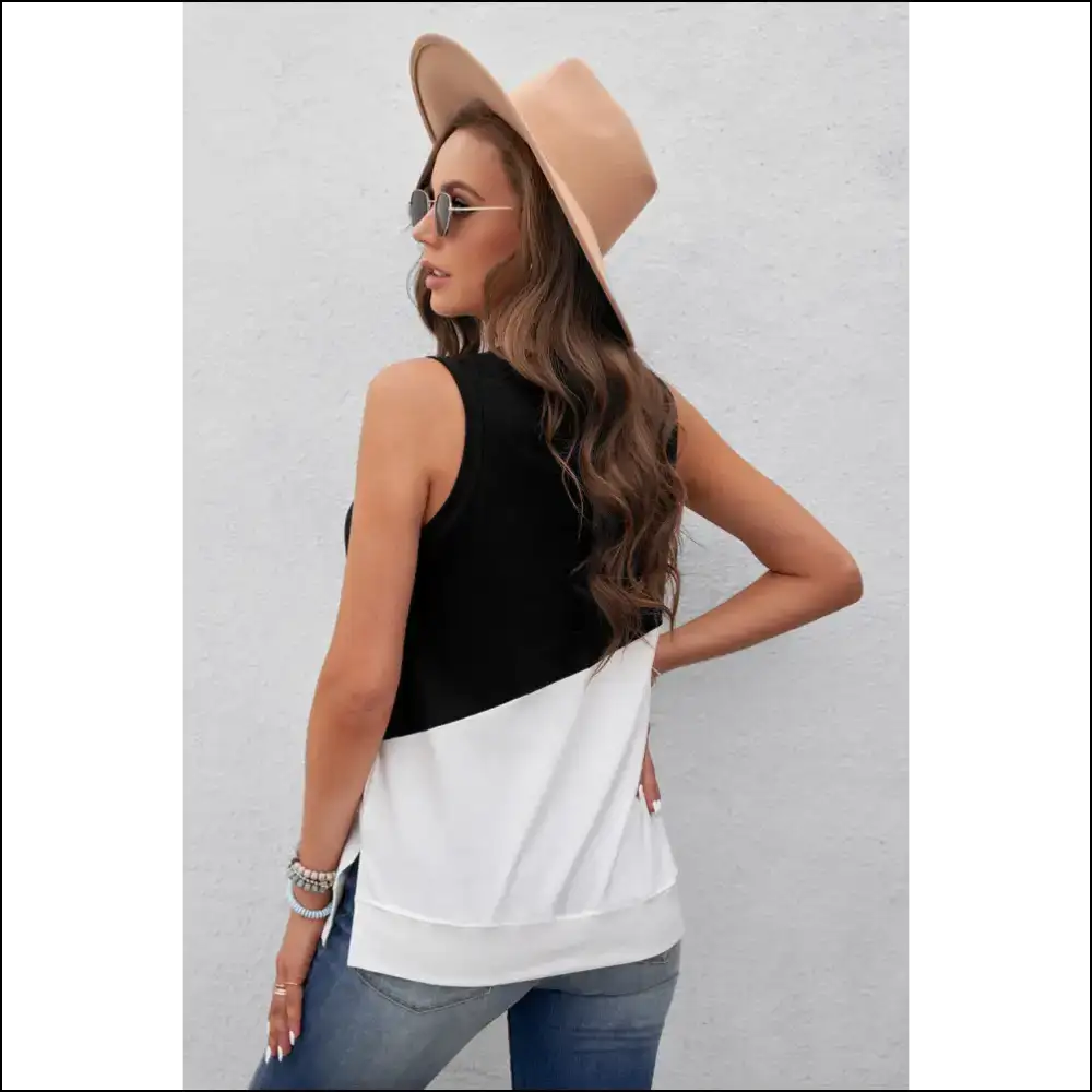 Chic Contrast Round Neck Tank Top - Tops on Sale Worldwide Shipping